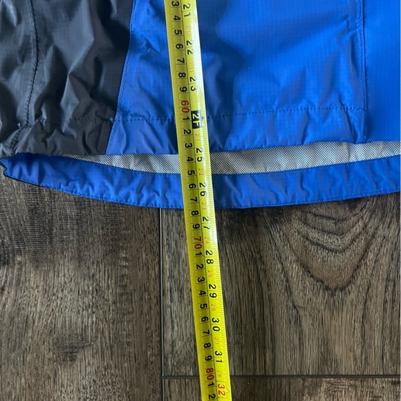 L.L. Bean Rain Jacket Womens Blue Black Windbreaker Hooded Light Size Small - Picture 11 of 14